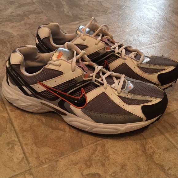 Nike Other - Nike Run Compete sneakers sz 12 great condition